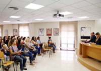 Medio centenar de tituladas reciben formación complementaria para mejorar el acceso laboral