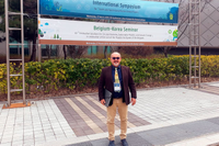 El profesor Félix López Figueroa en la Universidad de Incheon